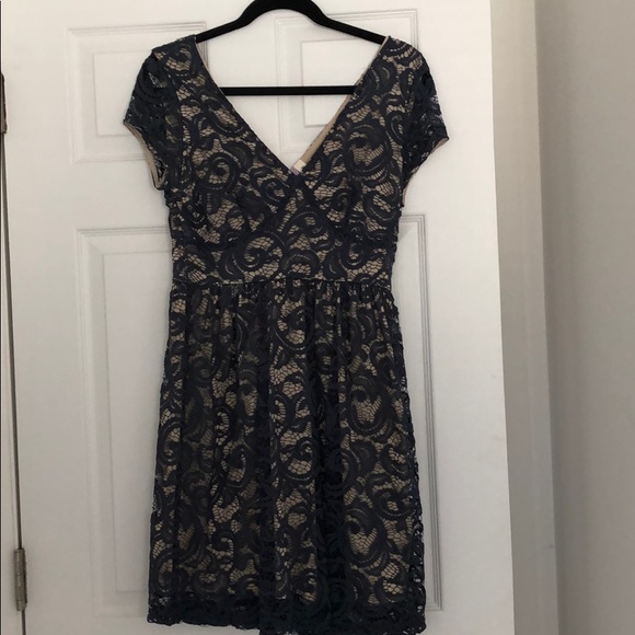 Navy blue lace dress with nude underlay - Picture 1 of 5